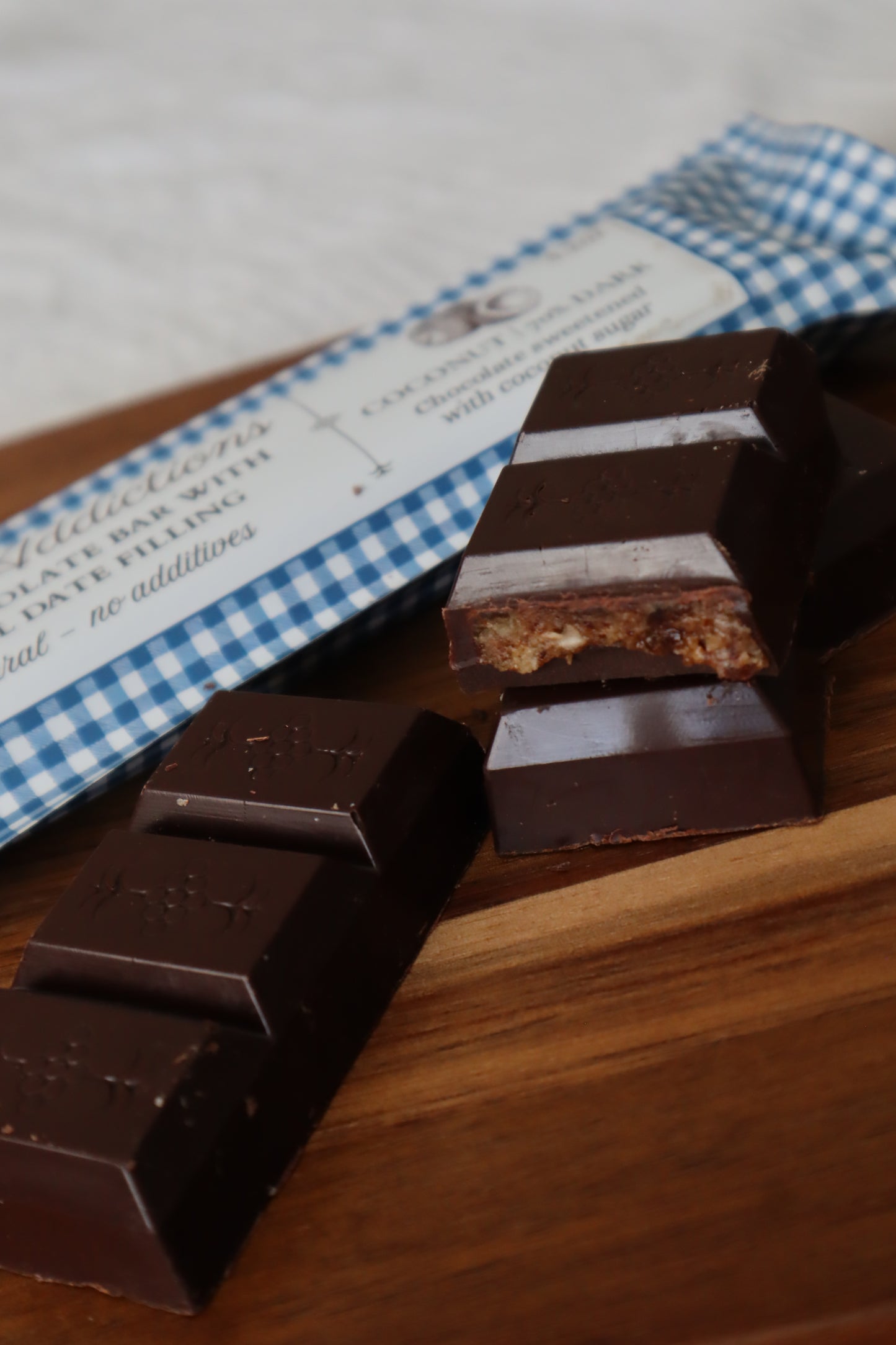Dark Chocolate Bar with Coconut & Medjool Date Filling — Single 4.2 oz