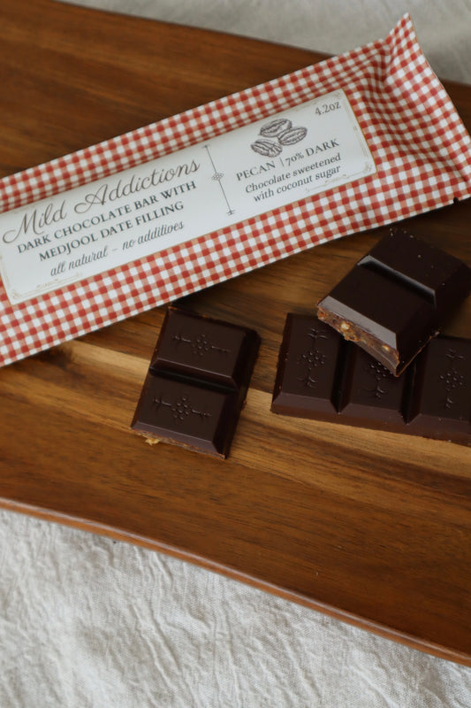 Dark Chocolate Bar with Pecan & Medjool Date Center — Single 4.2 oz