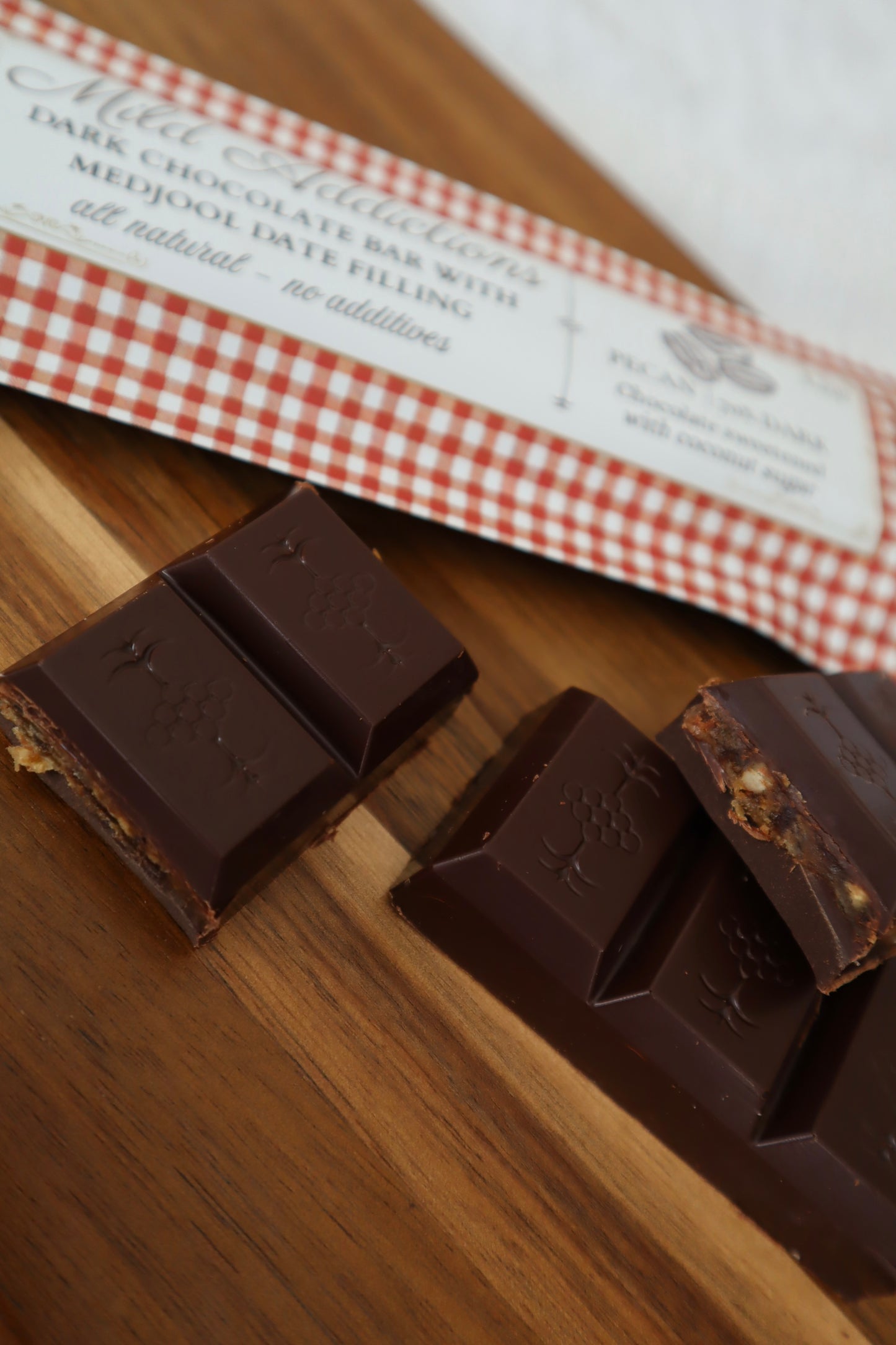 Dark Chocolate Bar with Pecan & Medjool Date Center — Single 4.2 oz