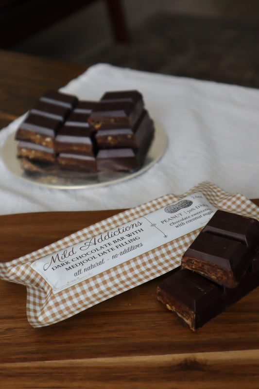 Dark Chocolate Bar with Peanut Butter & Medjool Date Center— 2.6 oz